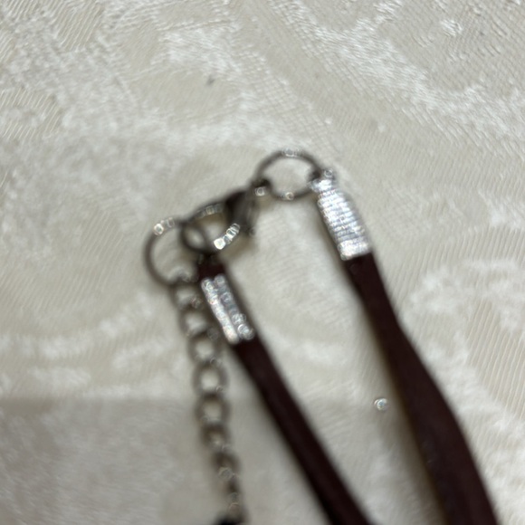 NWT decouture Adjustable Drop Leaf Pendant Necklace - Picture 7 of 8